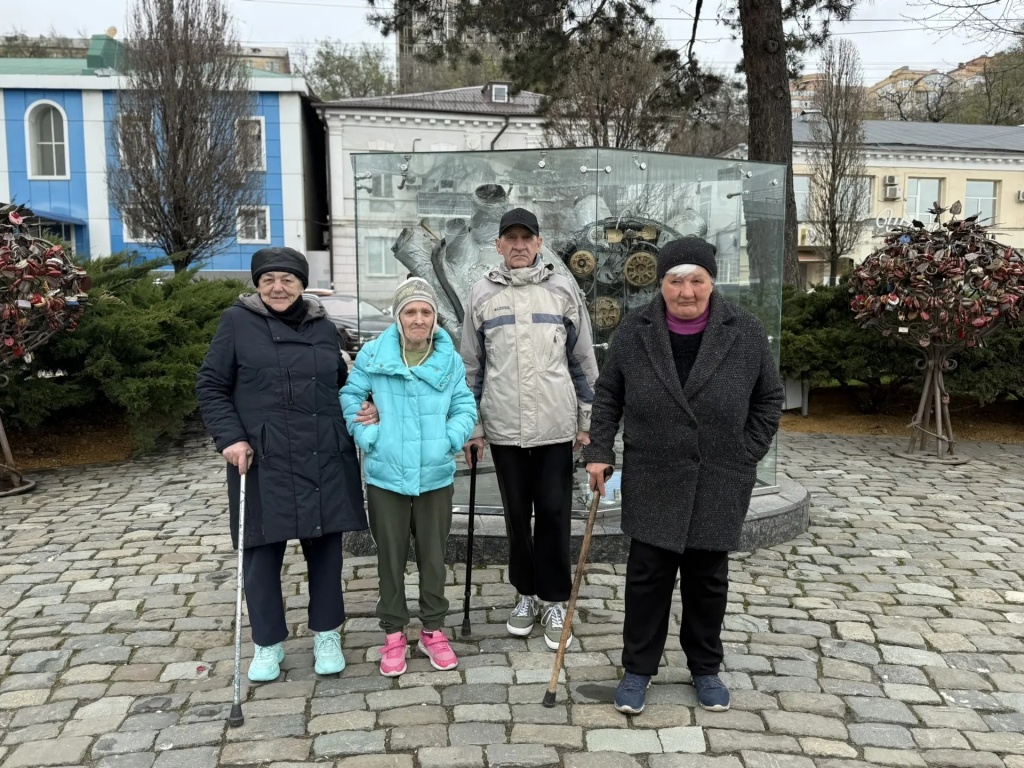 4cd038ee-d3bb-4d9f-bf33-64733522b5ff.jpg